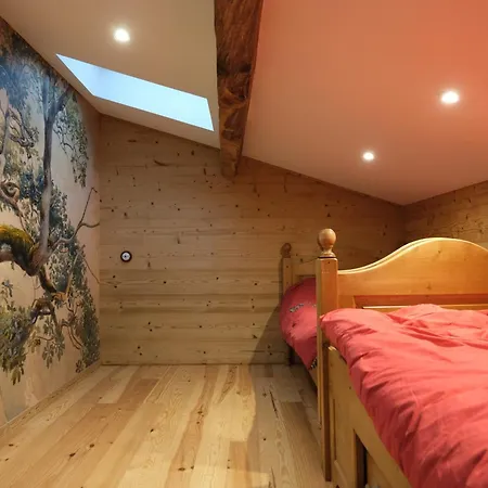 La Maison Du Père Louis * Saint-Cyr-le-Chatoux